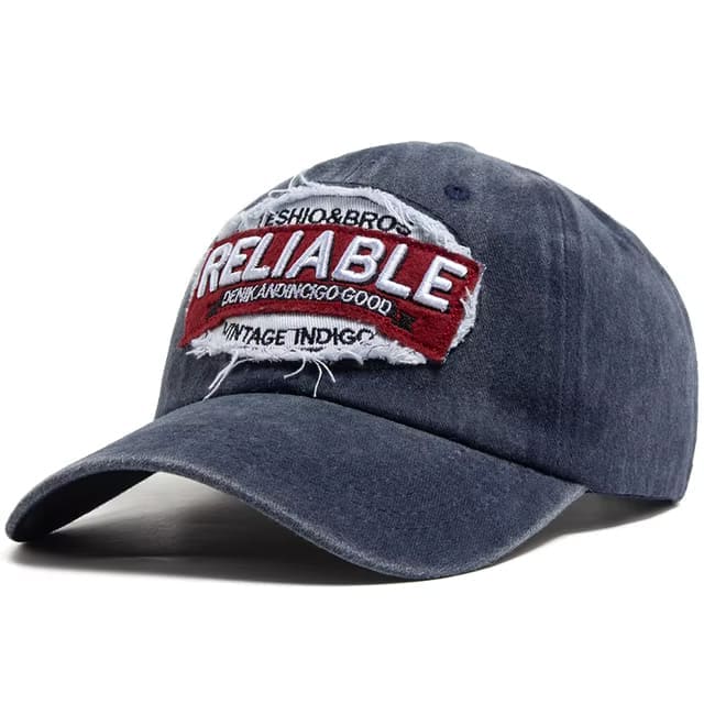 Gorra en tela azul ajustable