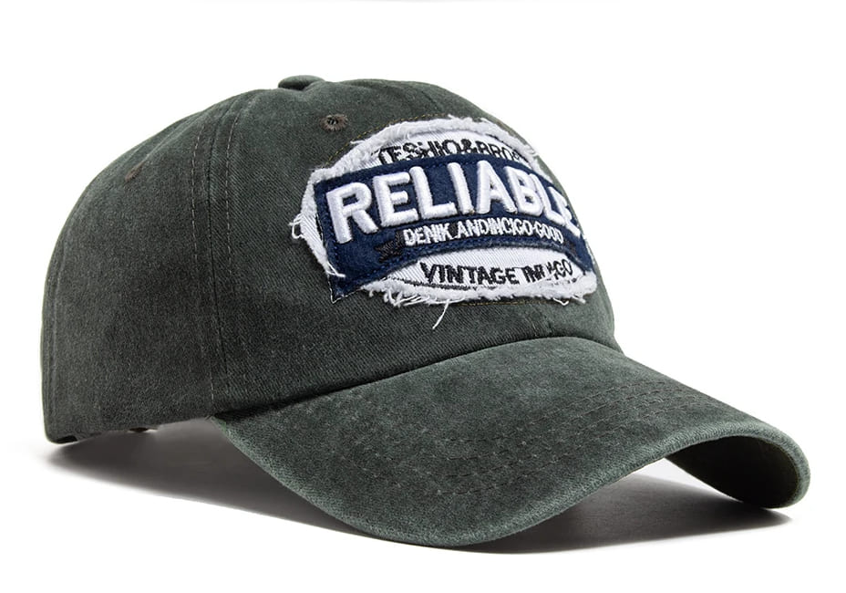 Gorra en tela ajustable verde en Colombia