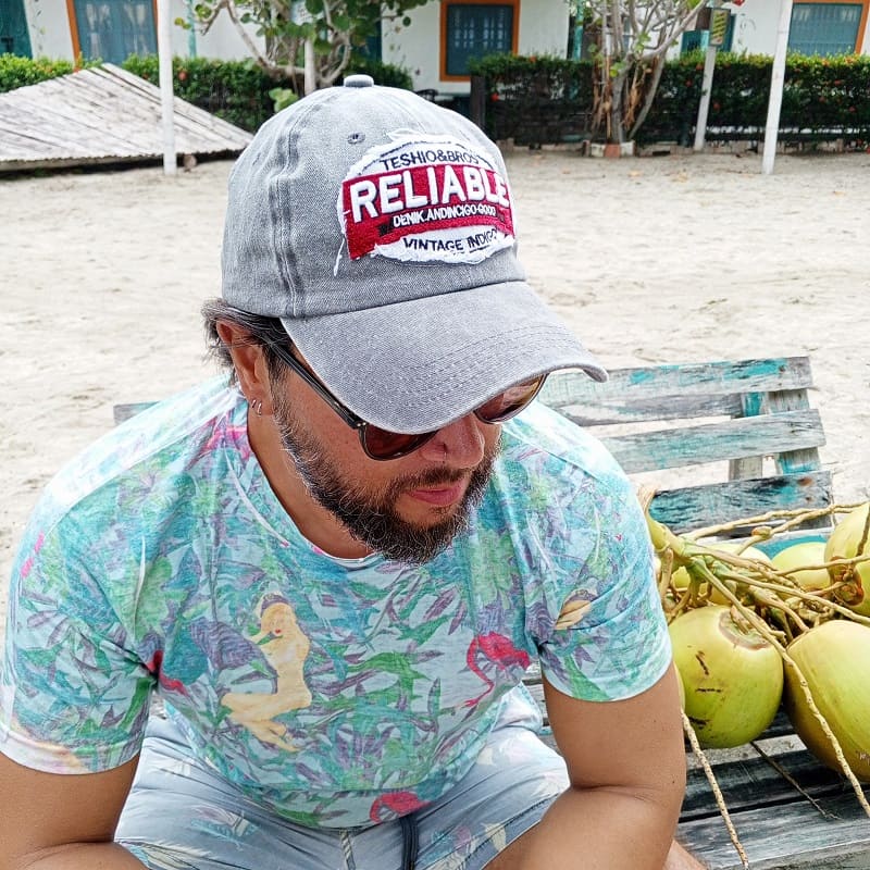 Gorra gris o cachucha para hombre unisex
